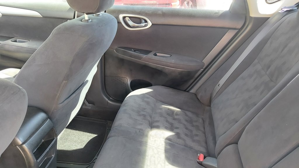 2013 Nissan Sentra Image 10