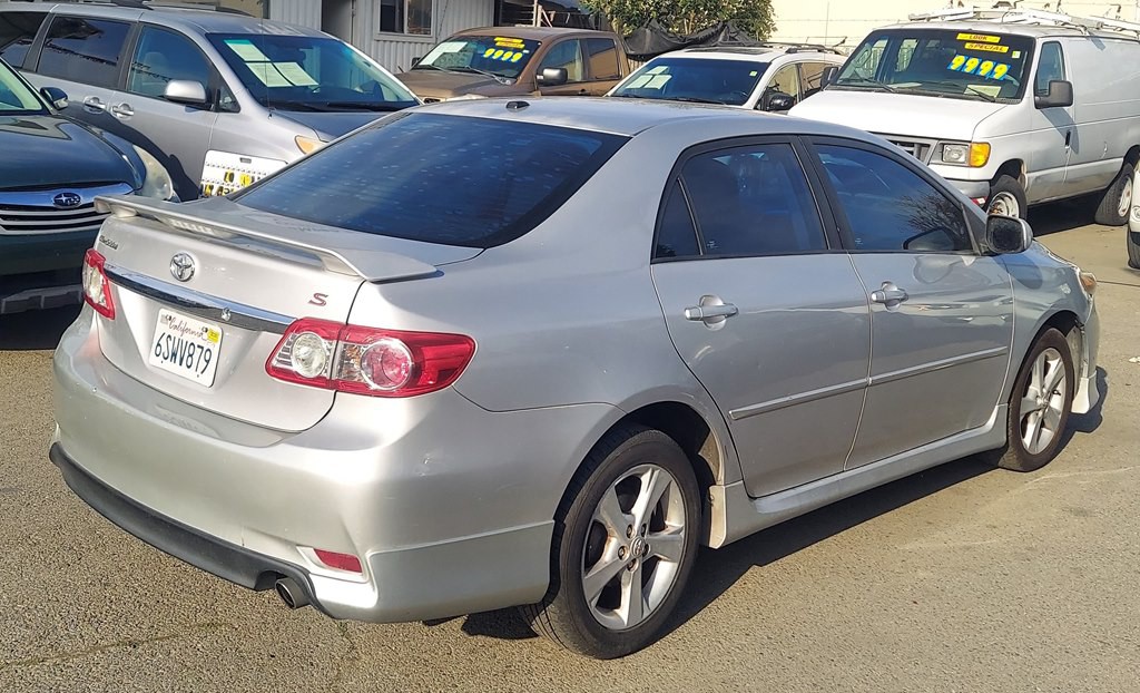 2011 Toyota Corolla Image 4