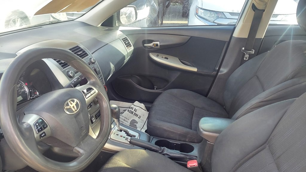 2011 Toyota Corolla Image 5