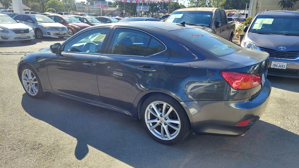 2007 Lexus IS Image 2