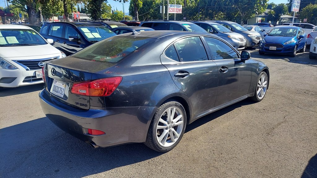 2007 Lexus IS Image 4