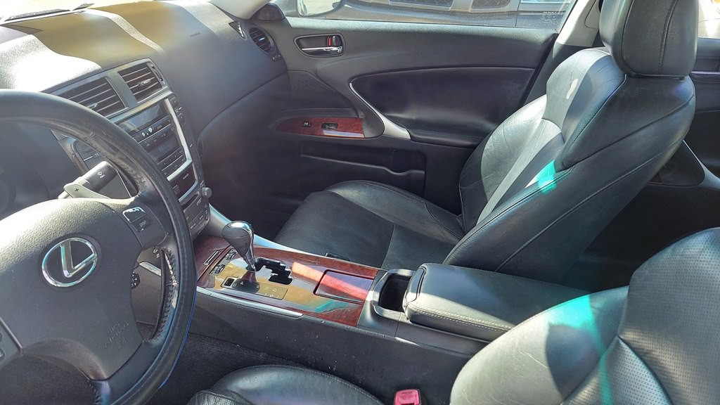 2007 Lexus IS Image 6