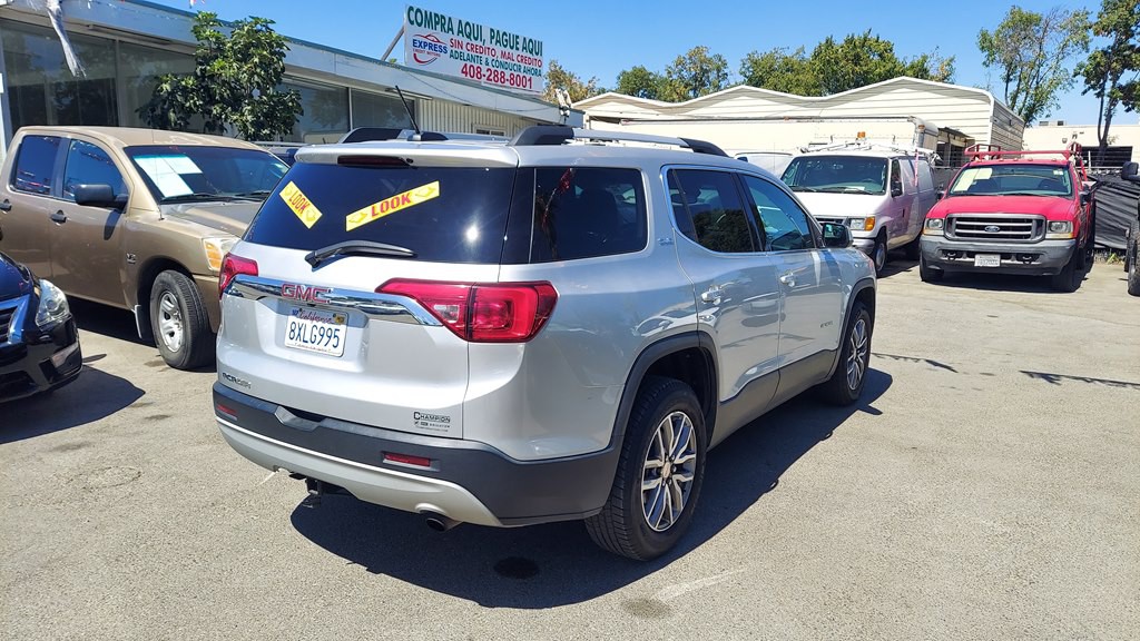 2018 GMC Acadia Image 4