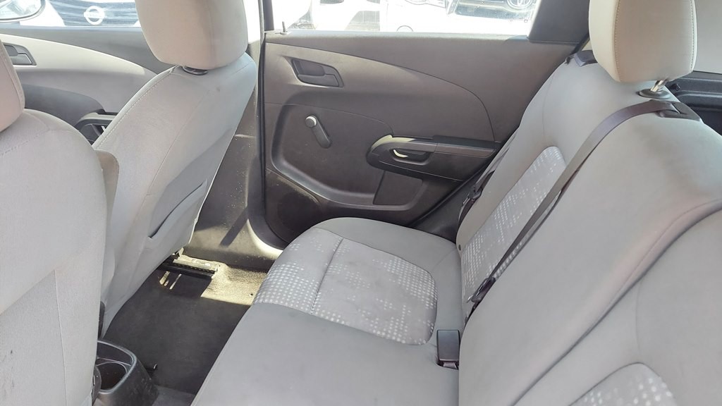2016 Chevrolet Sonic Image 10