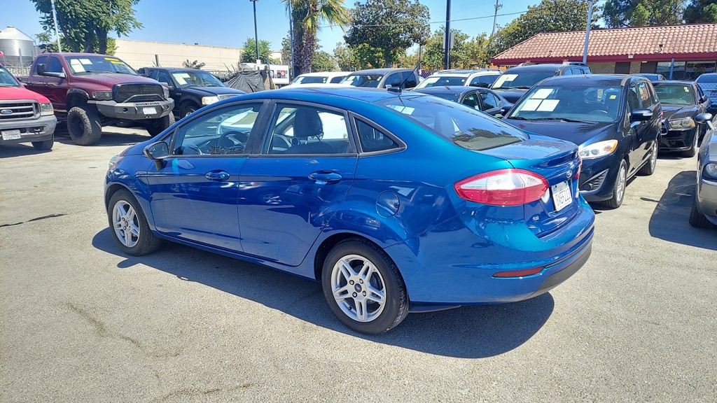 2018 Ford Fiesta Image 2