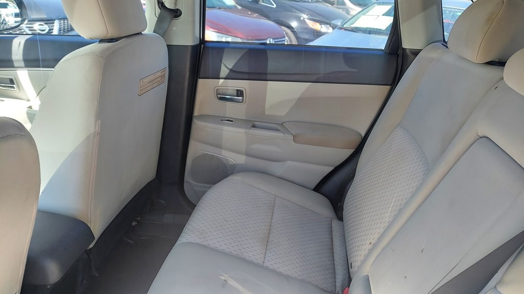 2017 Mitsubishi Outlander Image 10