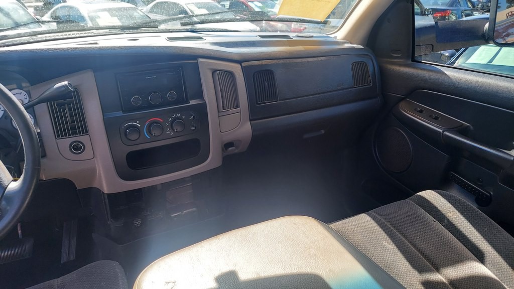 2003 Dodge Ram 1500 Image 9