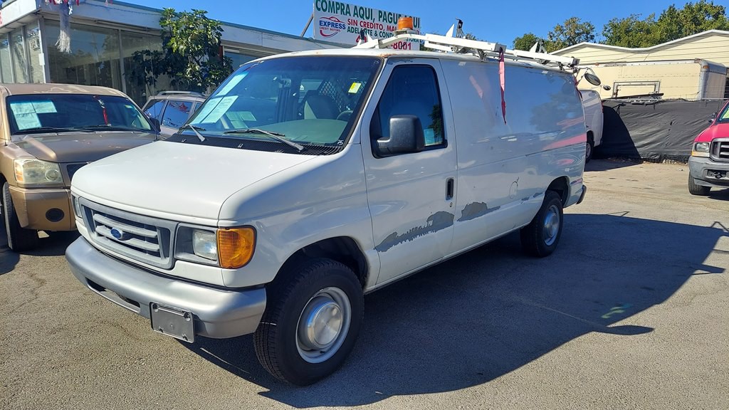 2007 Ford Econoline Image 1