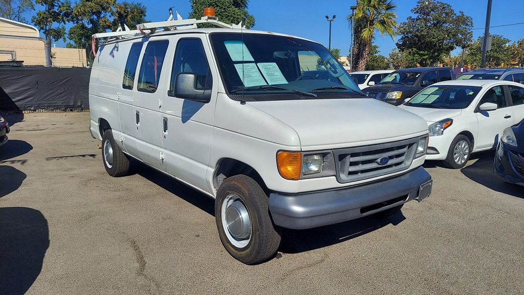 2007 Ford Econoline Image 5
