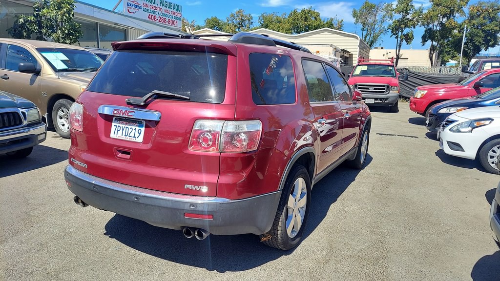 2010 GMC Acadia Image 5