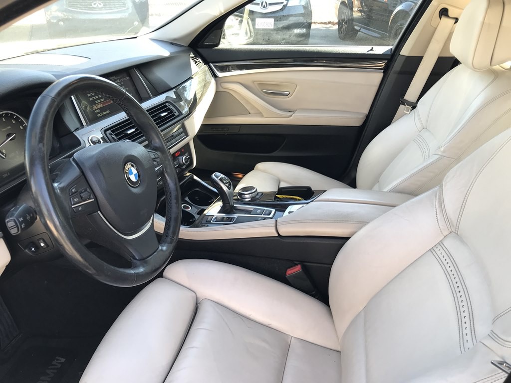 2014 BMW 5 Series Image 8