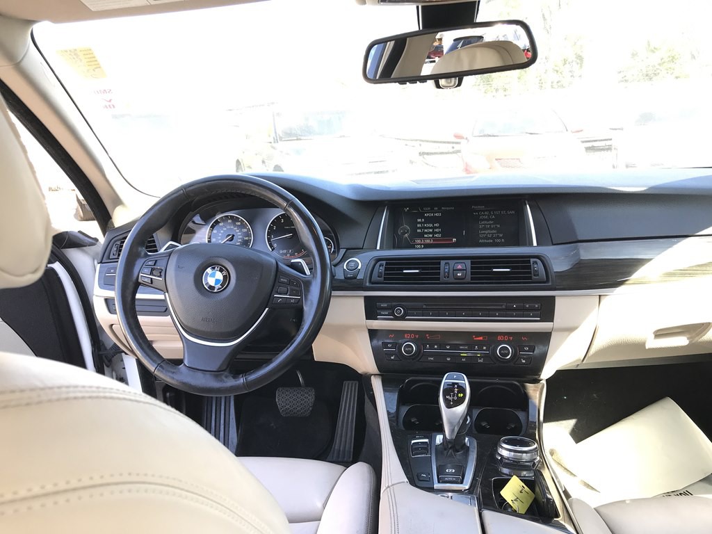2014 BMW 5 Series Image 10