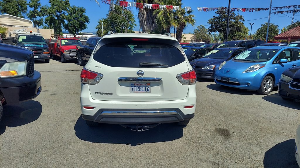 2016 Nissan Pathfinder Image 3