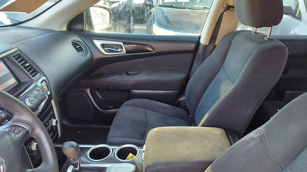 2016 Nissan Pathfinder Image 5