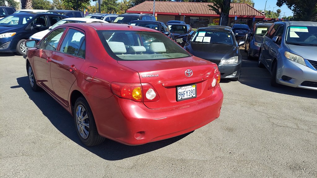 2010 Toyota Corolla Image 3