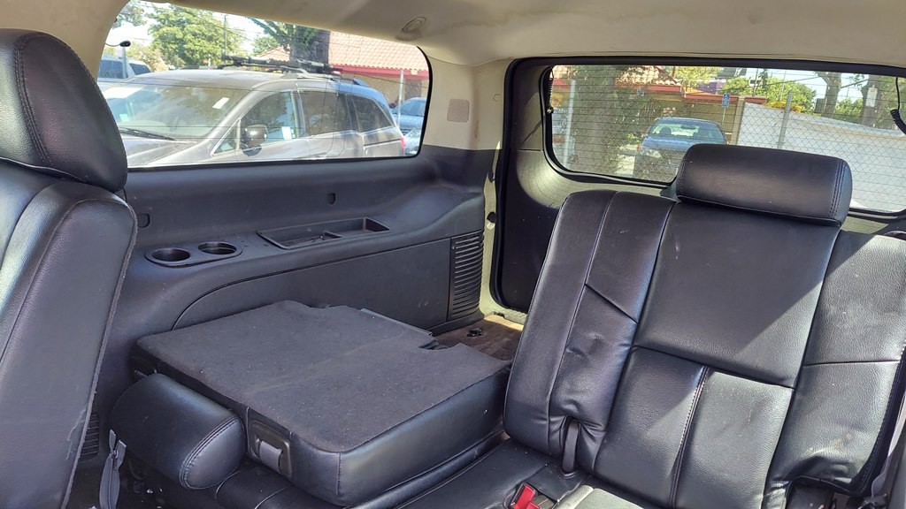 2011 GMC Yukon Image 10