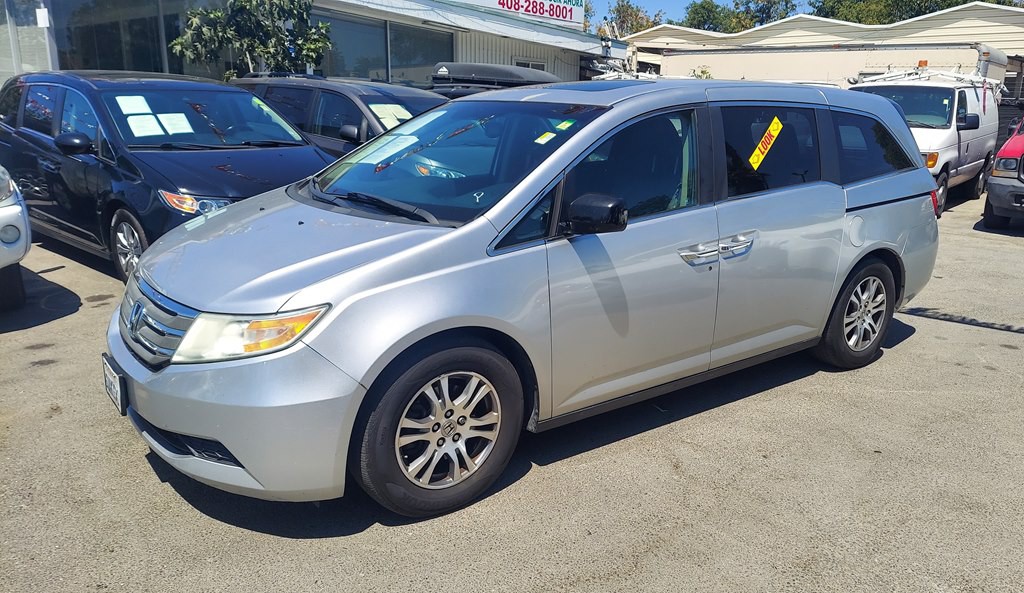 2012 Honda Odyssey Image 1