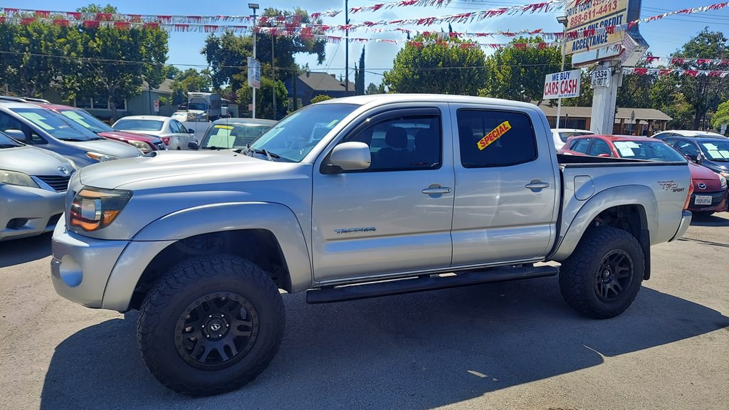 2006 Toyota Tacoma Image 2