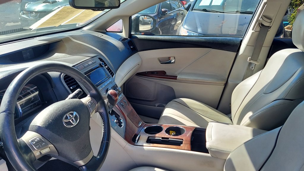 2010 Toyota Venza Image 7