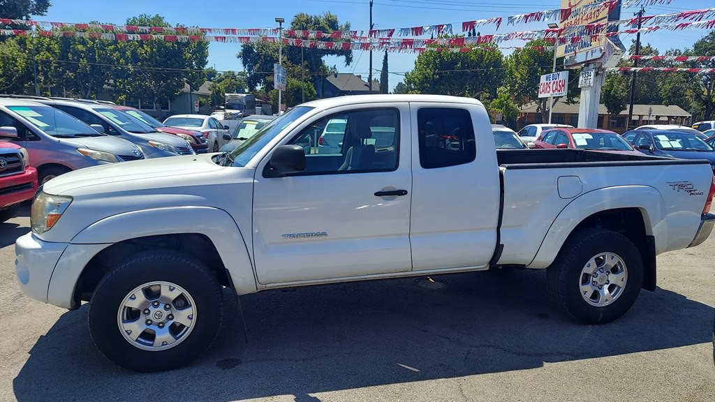 2007 Toyota Tacoma Image 2