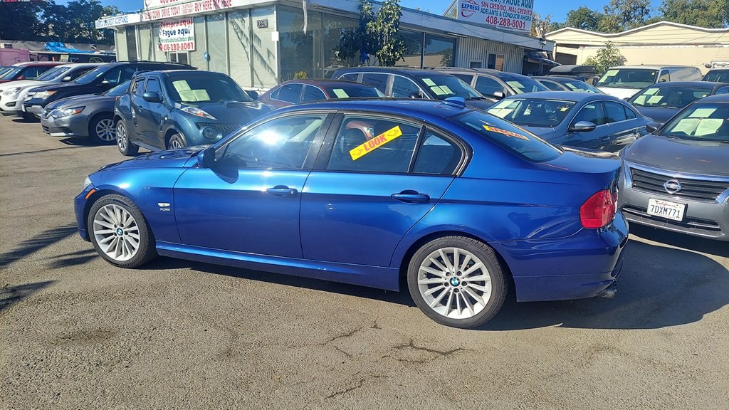 2009 BMW 3 Series Image 3