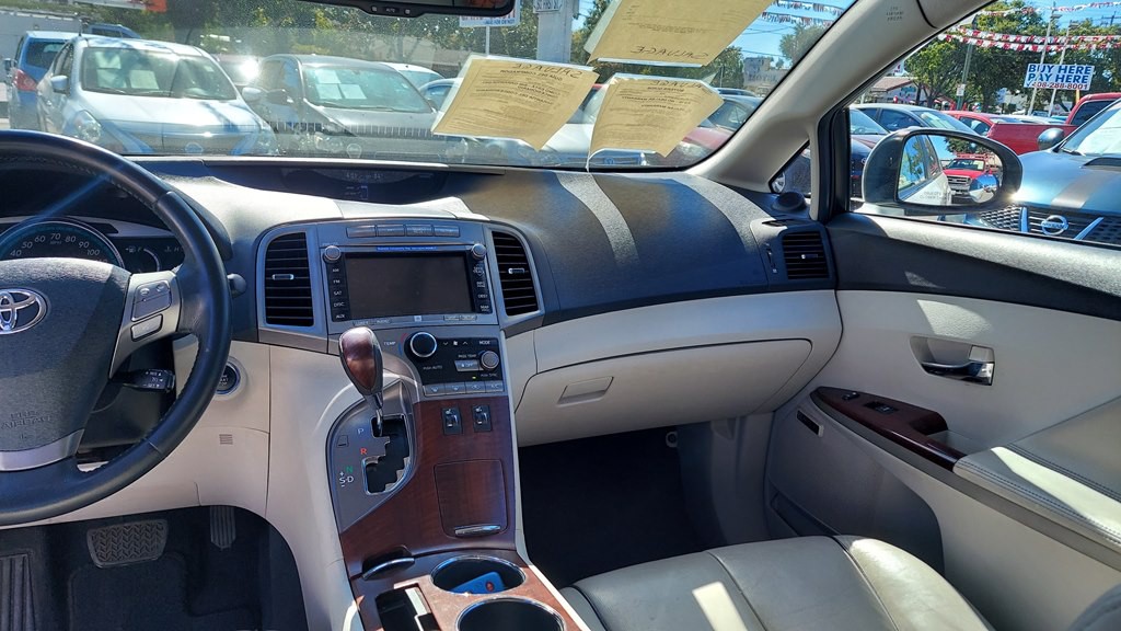 2009 Toyota Venza Image 11