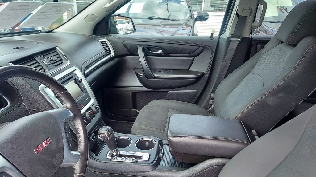 2016 GMC Acadia Image 8