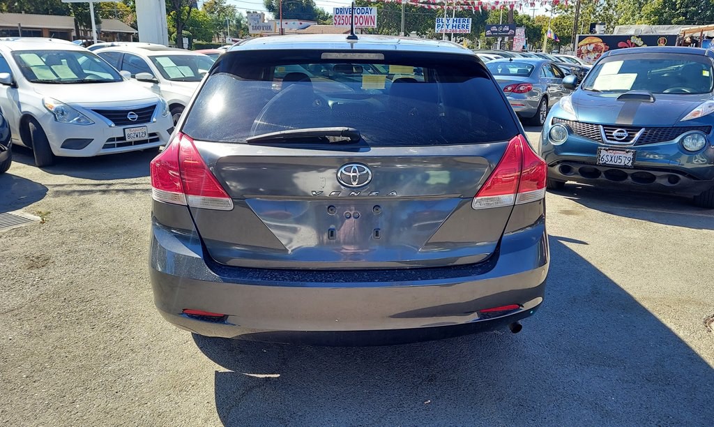 2010 Toyota Venza Image 4