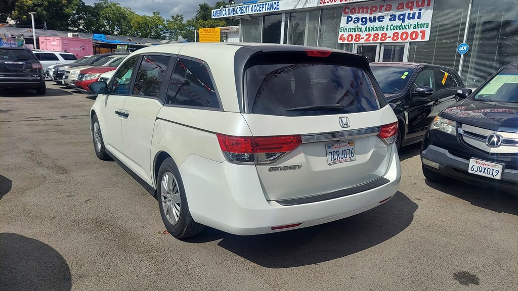 2014 Honda Odyssey Image 3