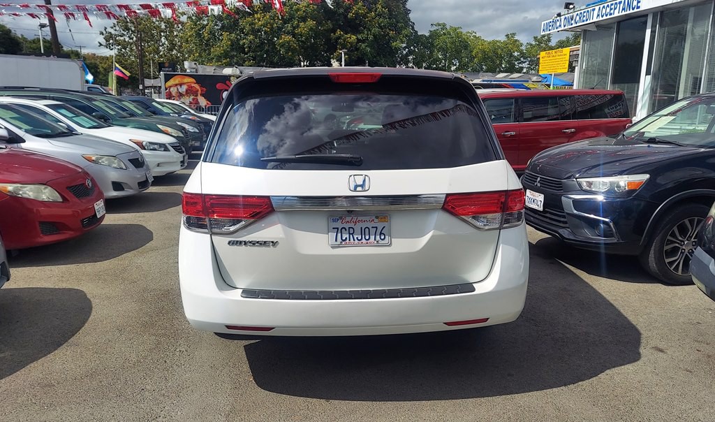 2014 Honda Odyssey Image 4