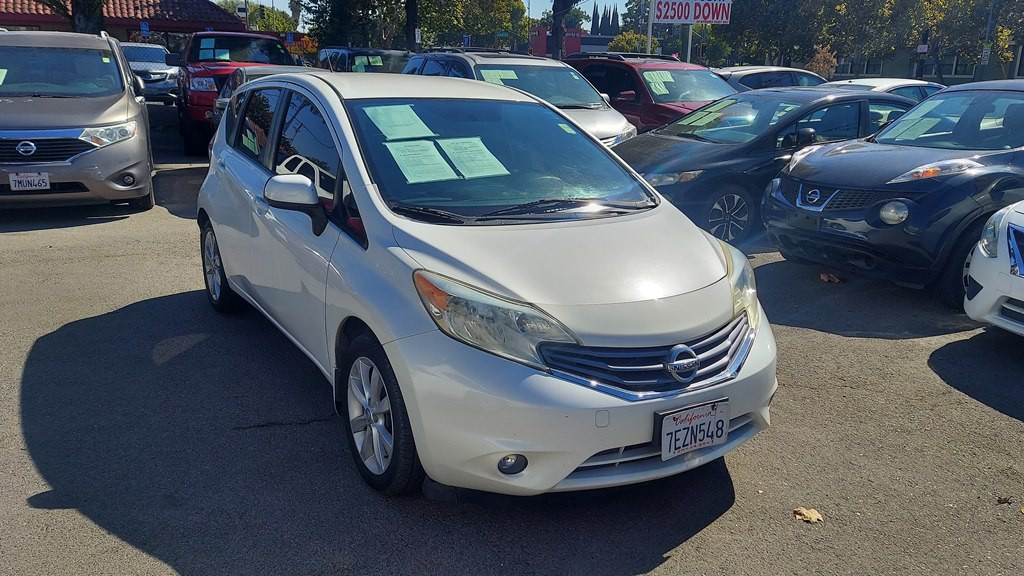 2014 Nissan Versa Image 7