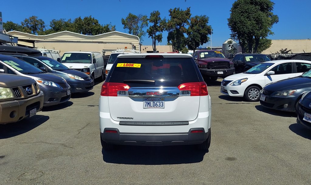 2015 GMC Terrain Image 3