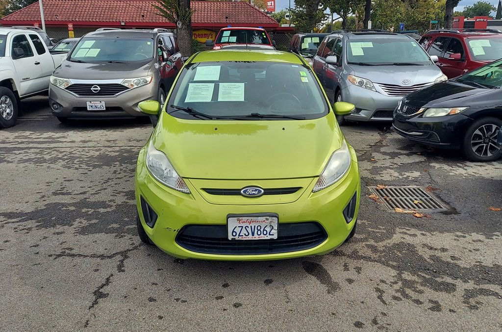 2013 Ford Fiesta Image 7