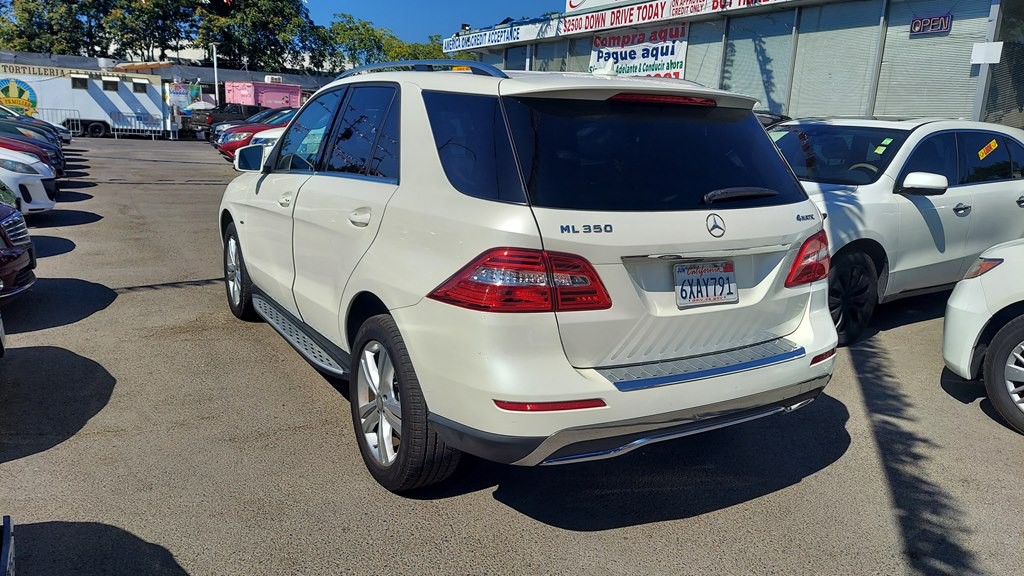 2012 Mercedes-Benz M-Class Image 3