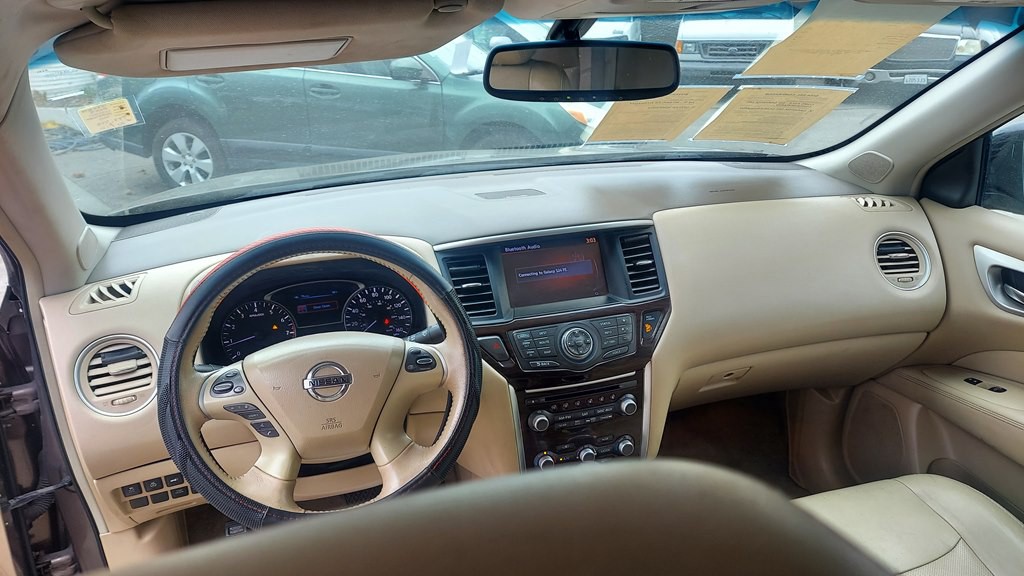 2013 Nissan Pathfinder Image 11