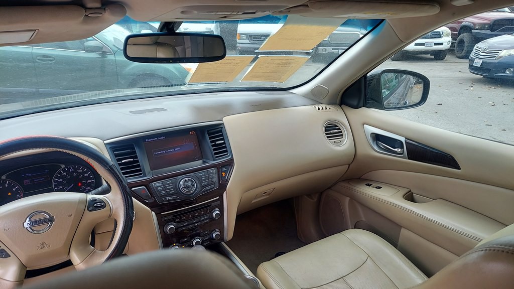 2013 Nissan Pathfinder Image 12