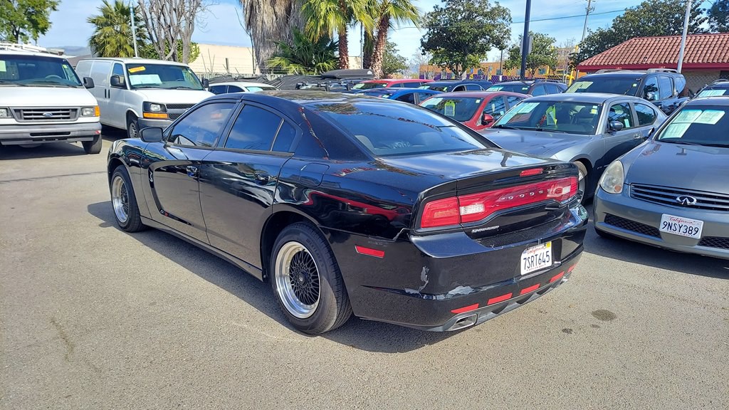 2011 Dodge Charger Image 2