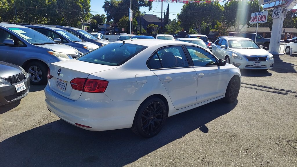 2014 Volkswagen Jetta Image 5