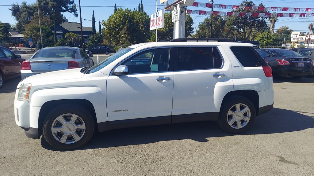 2013 GMC Terrain Image 2