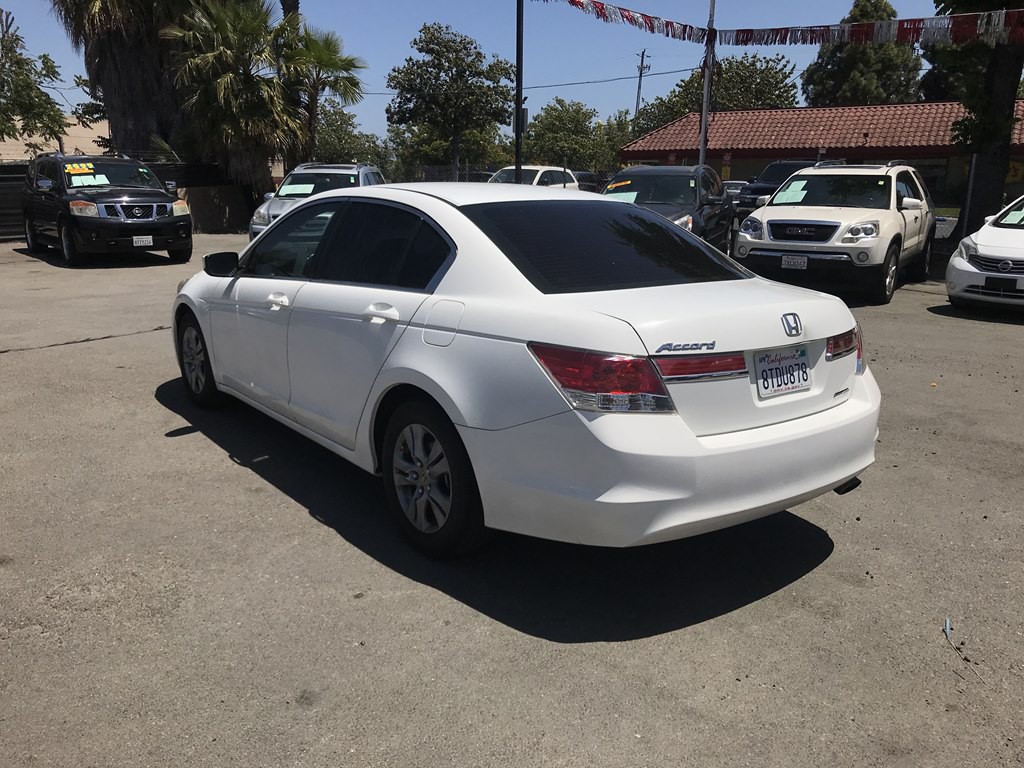 2012 Honda Accord Image 4