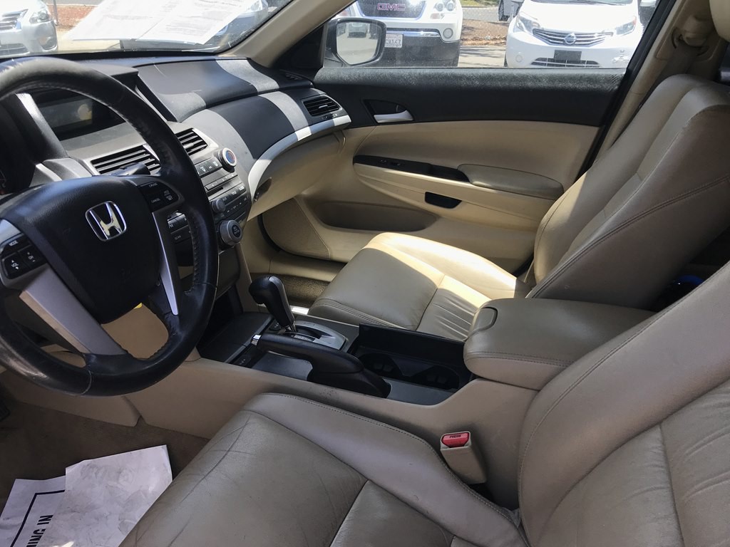 2012 Honda Accord Image 8