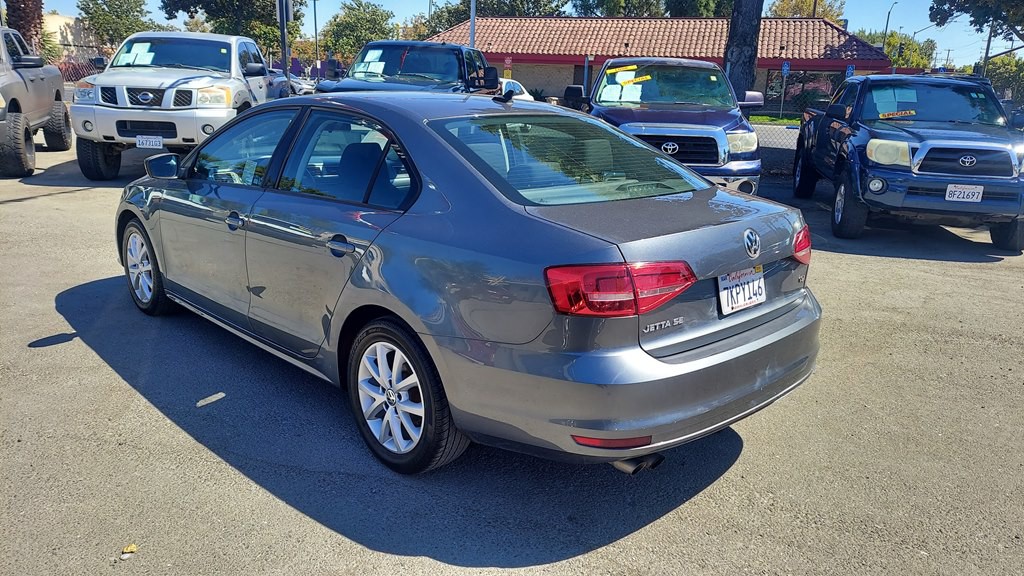 2015 Volkswagen Jetta Image 4