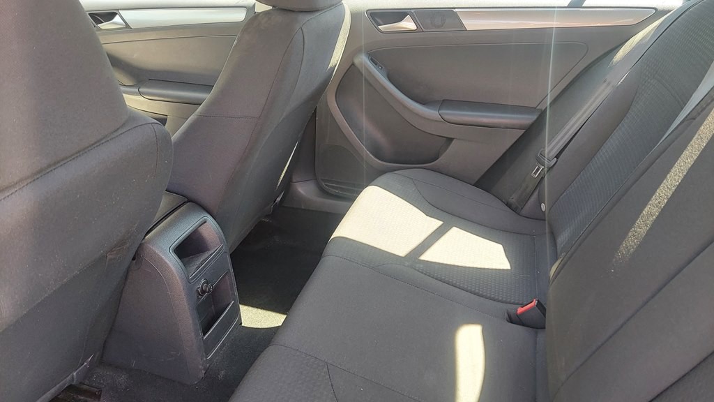 2015 Volkswagen Jetta Image 10