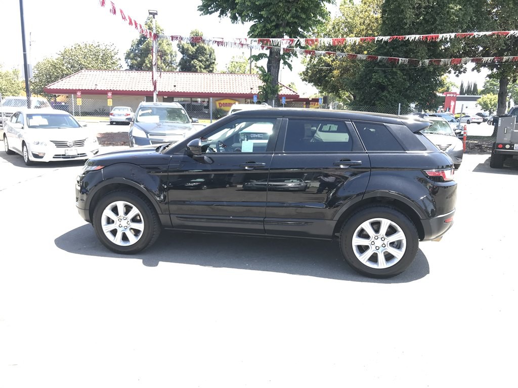 2017 Land Rover Range Rover Evoque Image 2