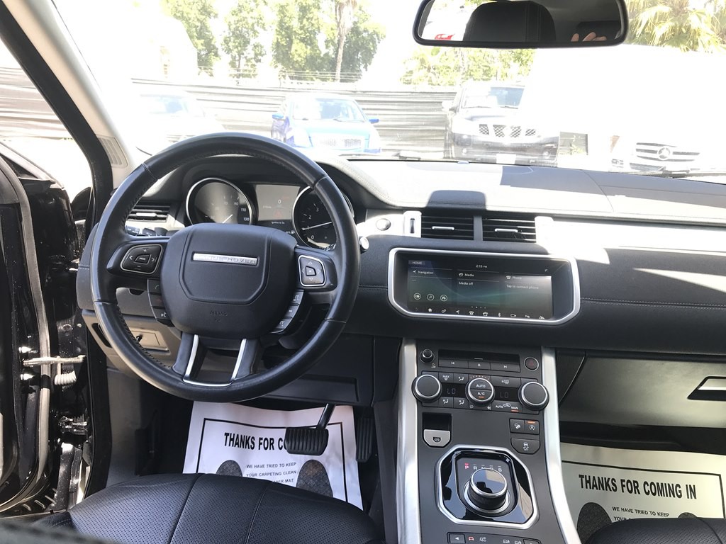 2017 Land Rover Range Rover Evoque Image 10