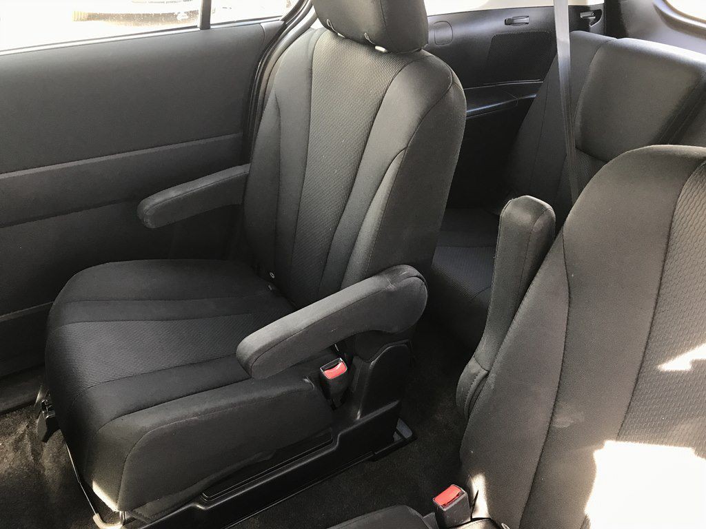 2014 Mazda Mazda5 Image 8