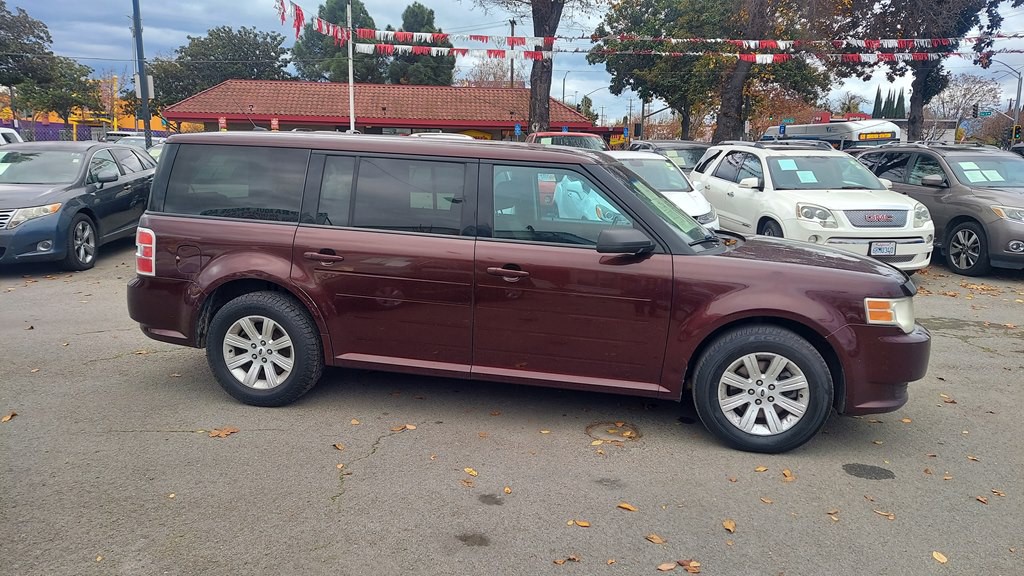 2009 Ford Flex Image 6