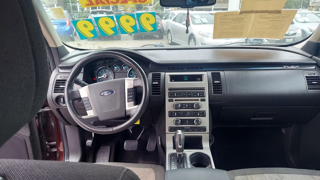 2009 Ford Flex Image 8