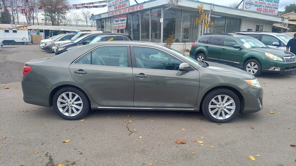 2012 Toyota Camry Image 6