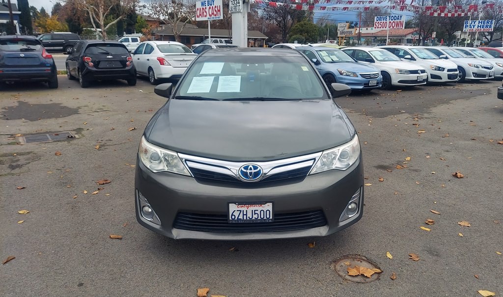 2012 Toyota Camry Image 8